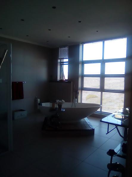 5 Bedroom Property for Sale in Myburgh Park Western Cape